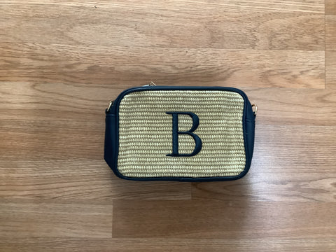 “B” makeup bag