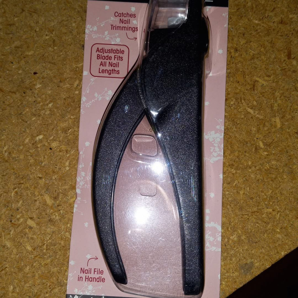 Nail cutter