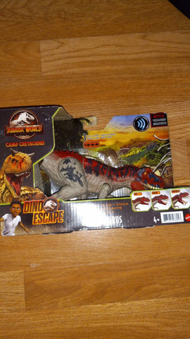 Jurassic world camp Cretaceous