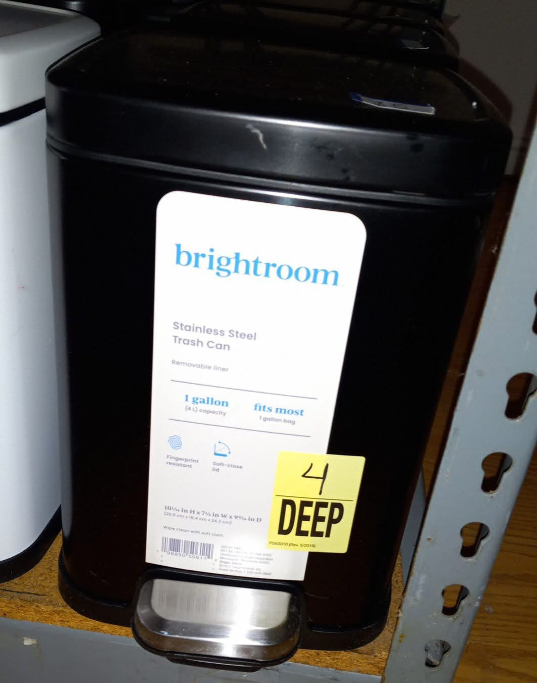 Mini trashcan