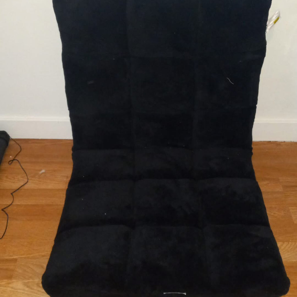 Folding floor chair