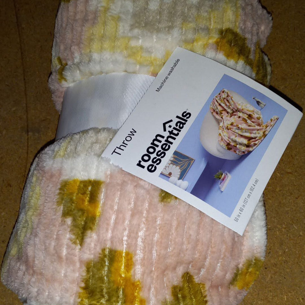 Essentials throw blanket