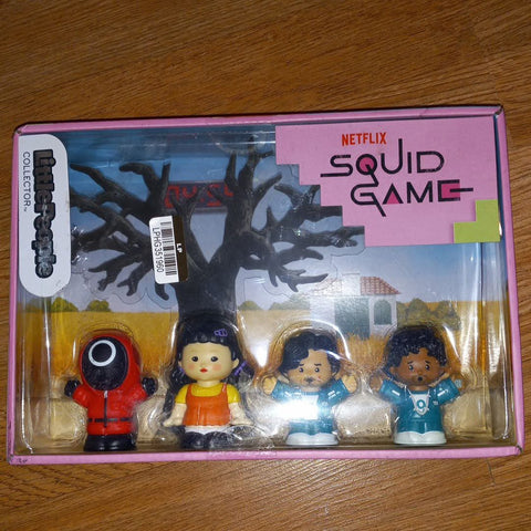 Little people collector squid game