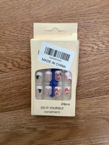 Santa press on nails