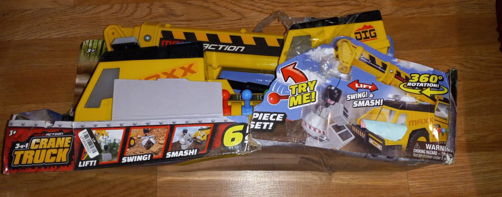 Crane truck toy