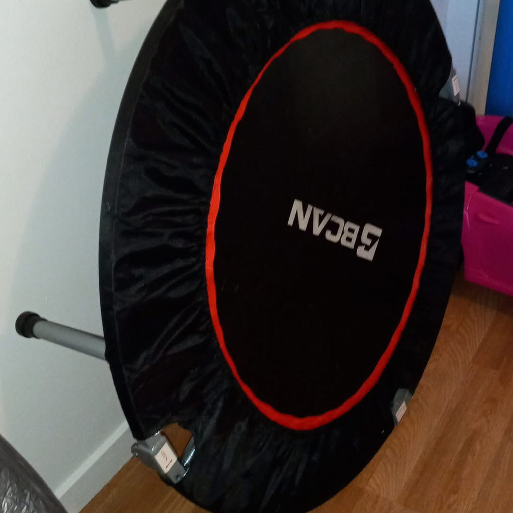 Foldable mini trampoline
